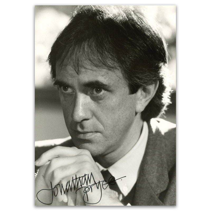 Jonathan Pryce Autograph_UFP10154