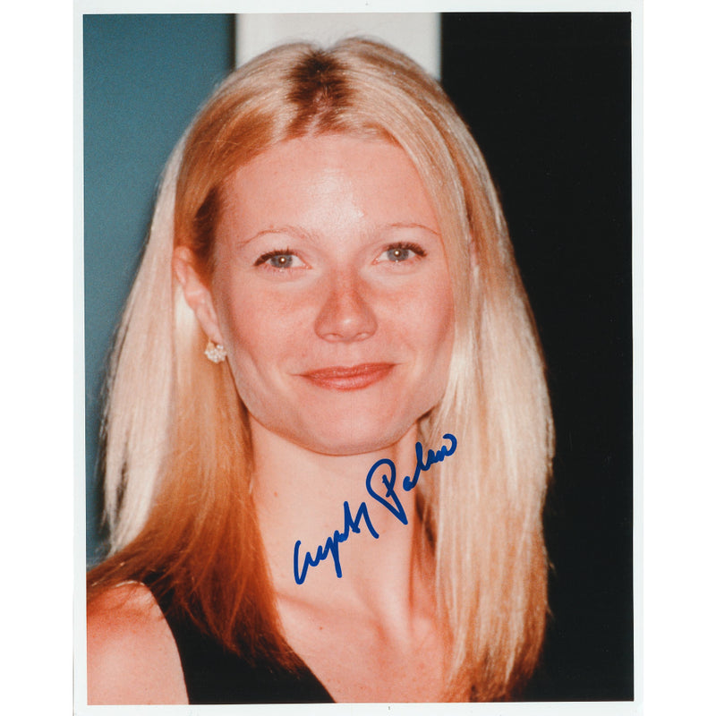 Gwyneth Paltrow - Autograph - Signed Colour Photograph