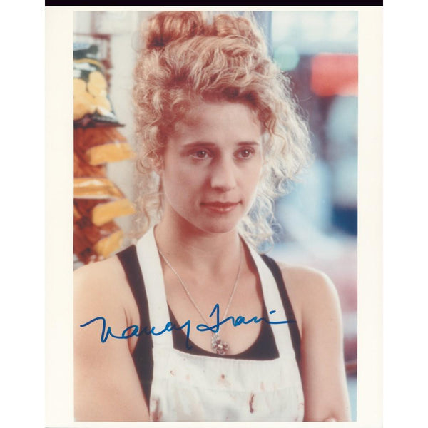 Nancy Travis - Autograph - Signed Colour Photograph