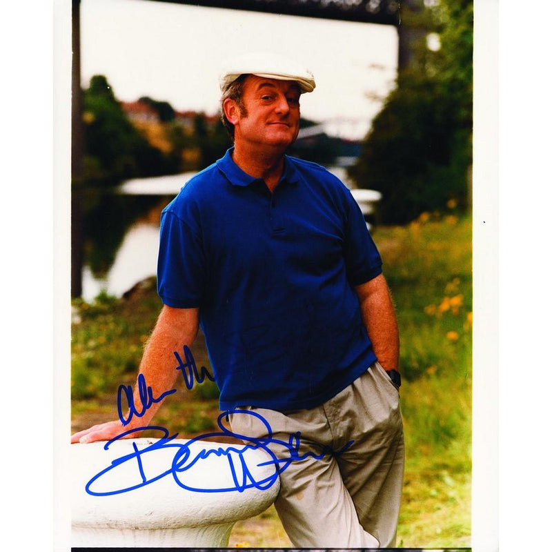 Bernard Hill - Autograph - Signed Colour Photograph