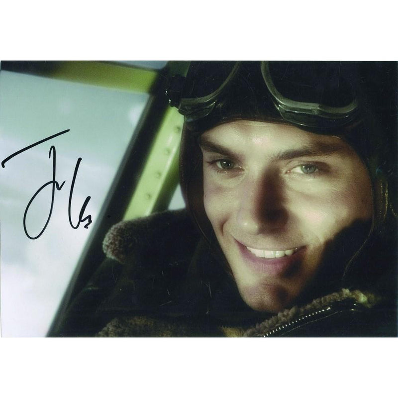 Jude Law - Autograph - Signed Colour Photograph