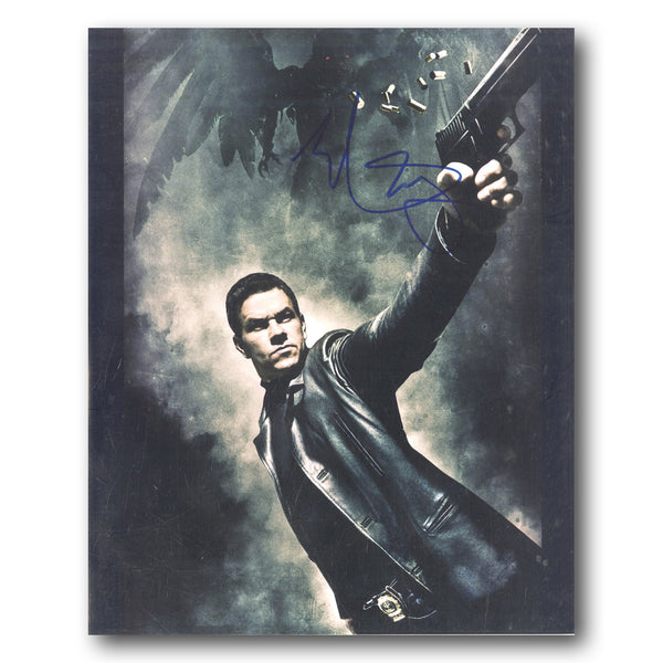 Mark Wahlberg Autograph Signed Photograph